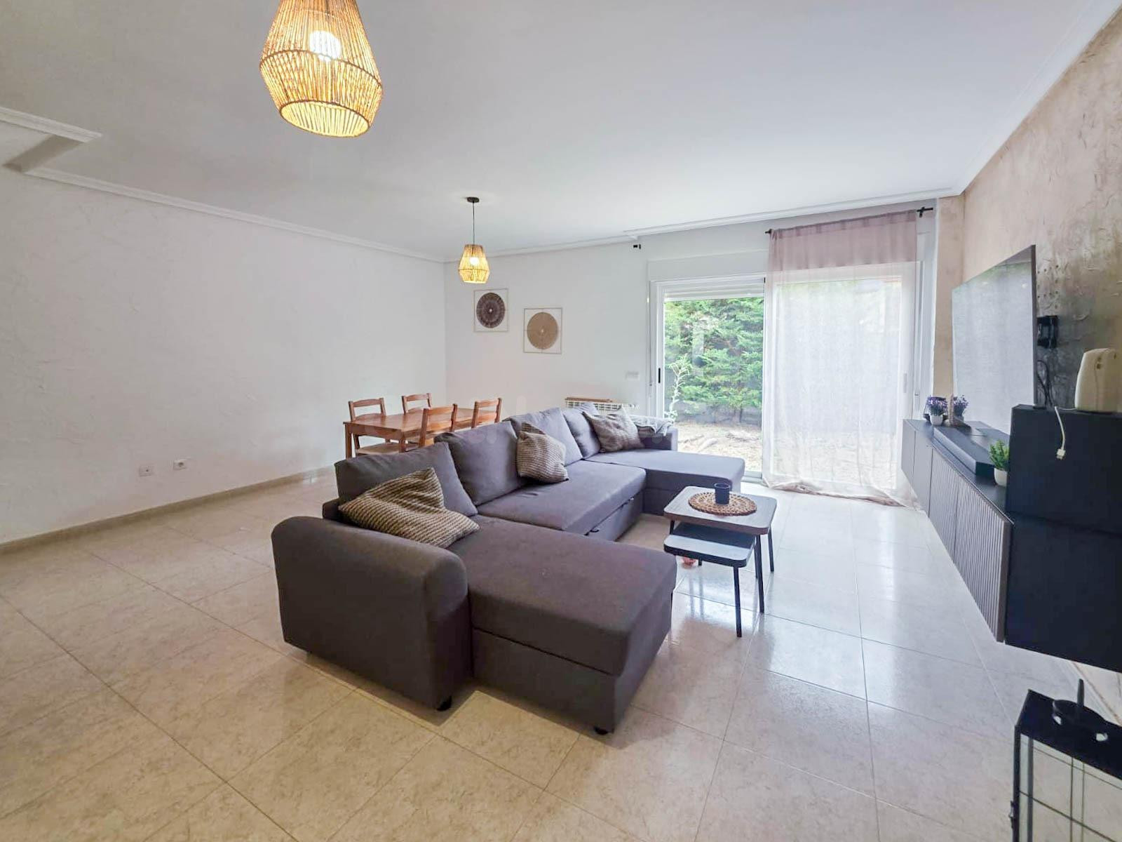 Chalet pareado en exclusiva en Galápagos: espacio, comodidad