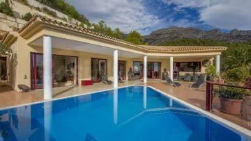 Villa independiente - foto 3