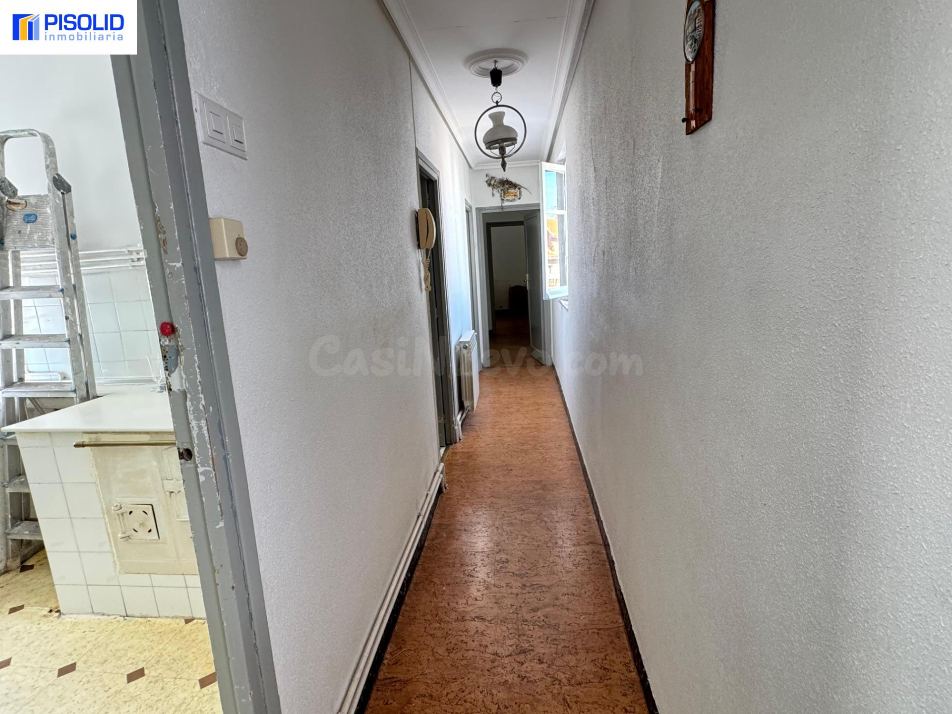 PISO EN VENTA EN LA CALLE GARCÍA LESMES - foto 4