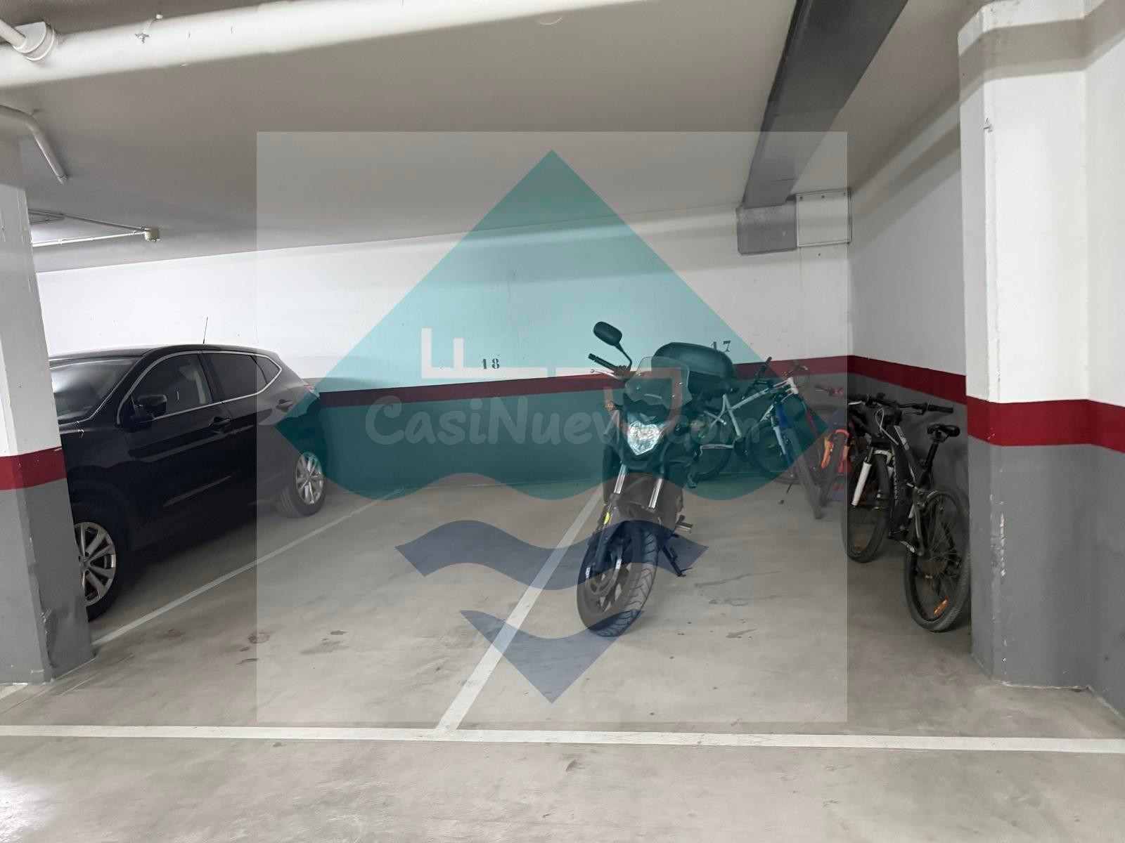 ️ ¡PLAZA DE PARKING EN EL CENTRO DE ALELLA! ✨ - foto 4