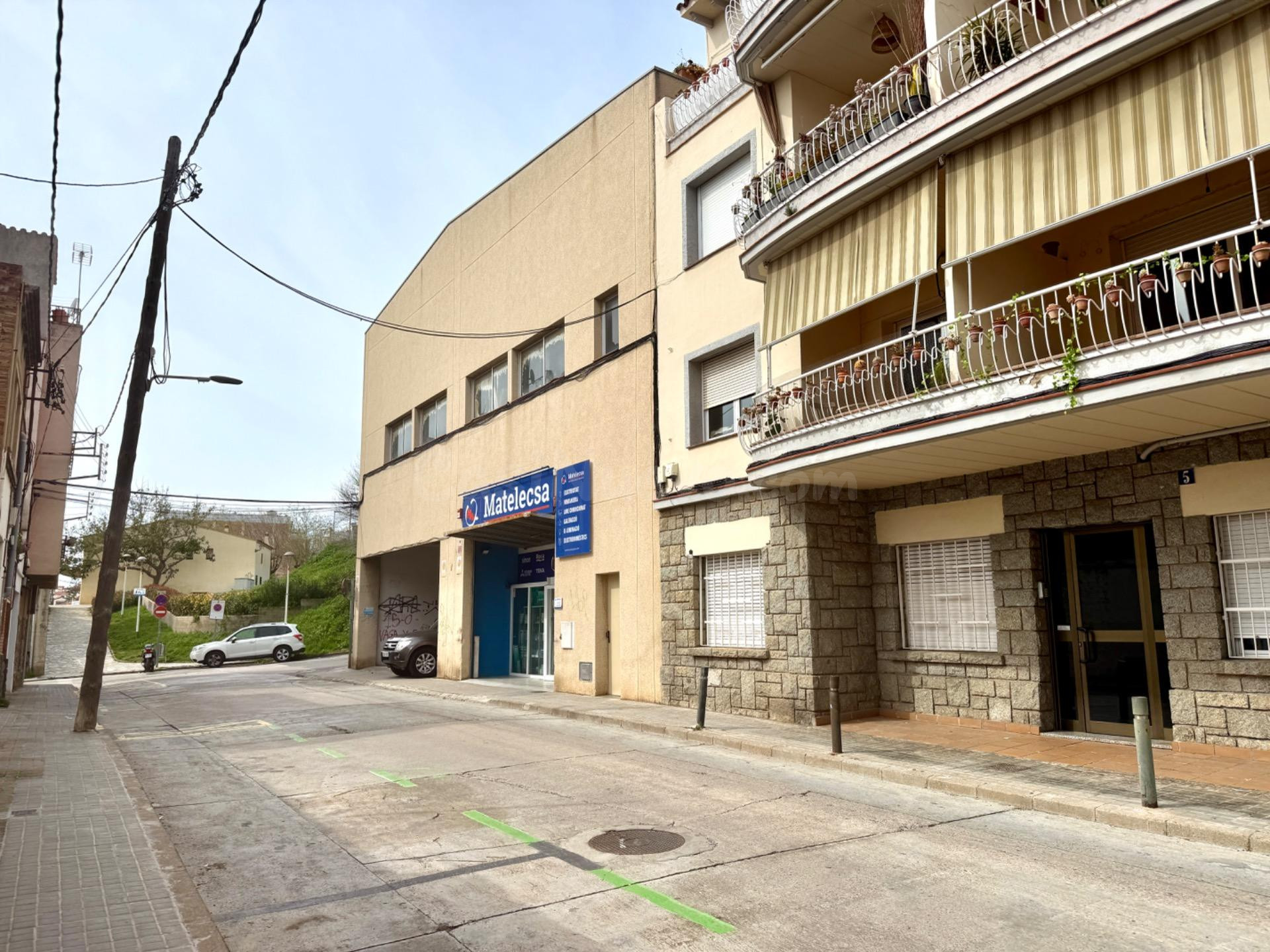 Nave industrial en rentabilidad en El Masnou – inversión sól - foto 2