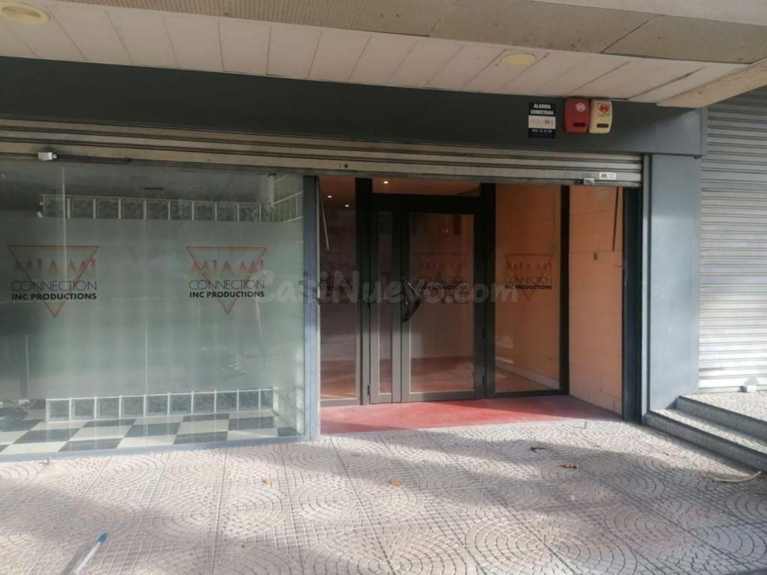 NAVE INDUSTRIAL EN RENTABIILIDAD DE 2 PLANTAS CON UN TOTAL D