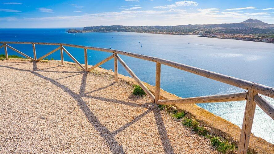 TERRENO URBANO EN VENTA EN JÁVEA - foto 2