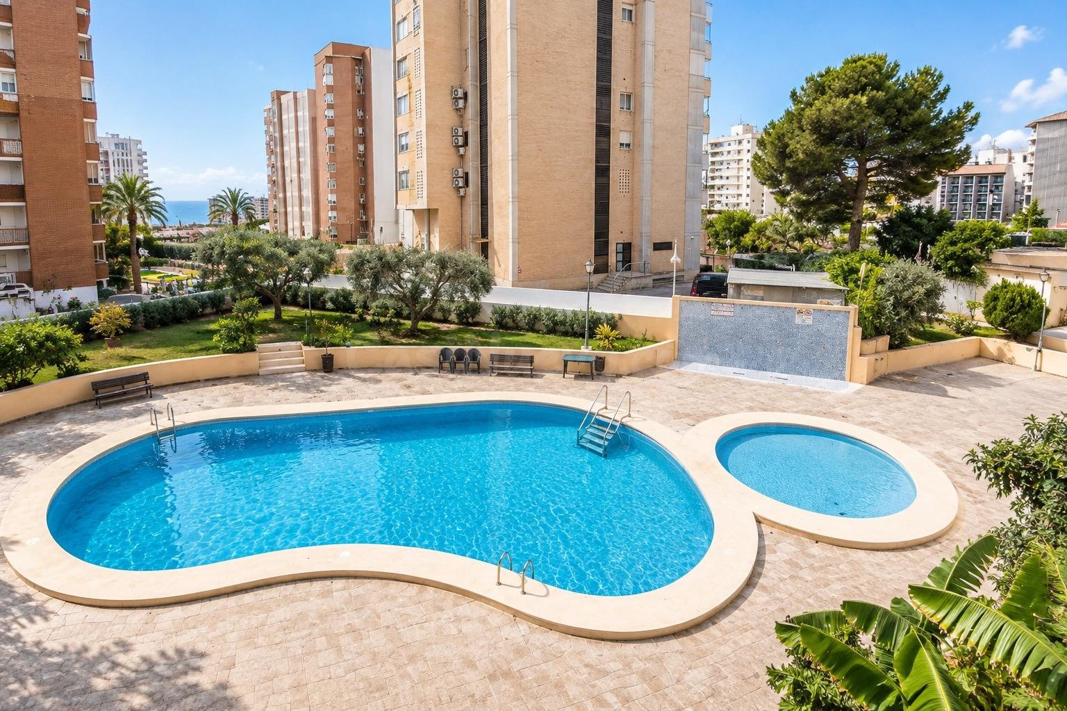 ALQUILER ANUAL EN BENIDORM LEVANTE