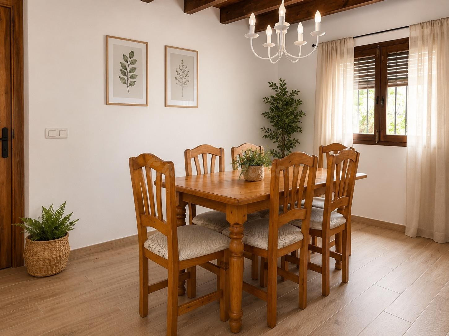 Impecable:-Casa Reformada Centro La Nucía - Oportunidad Única