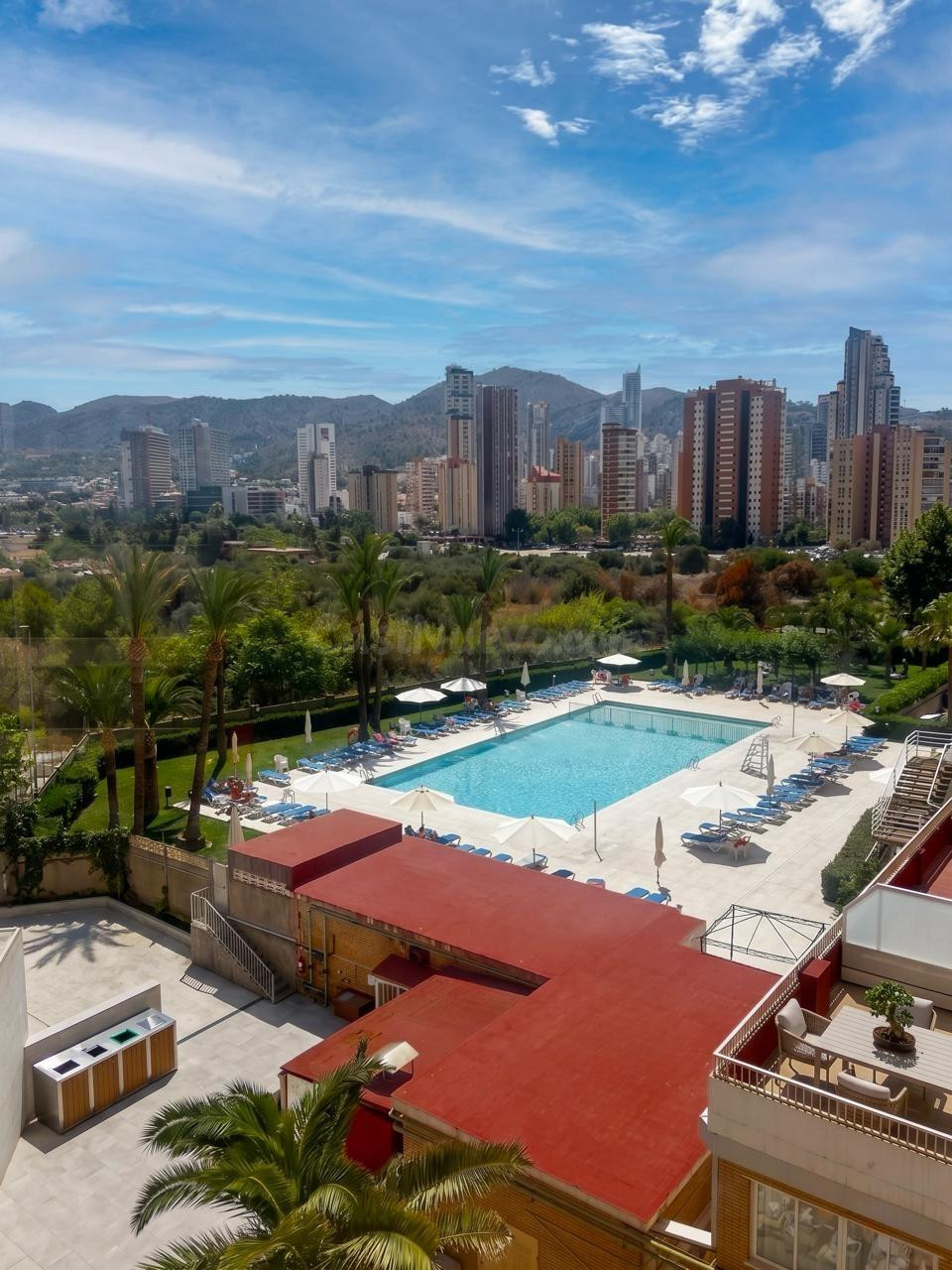 Acogedor !!Apartamento Benidorm con Vistas Piscina Parkin: