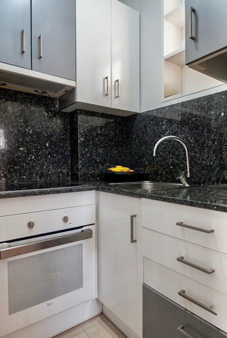 Acogedor !!Apartamento Benidorm con Vistas Piscina Parkin: - foto 5