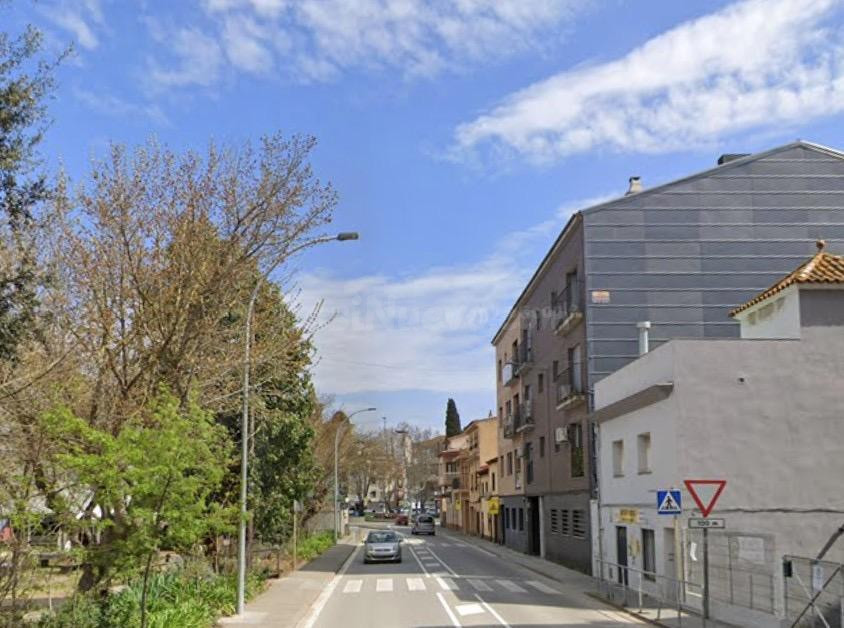 ATENCIÓN INVERSORES, DÚPLEX OCUPADO POR PERSONA SIN JUSTO TÍ