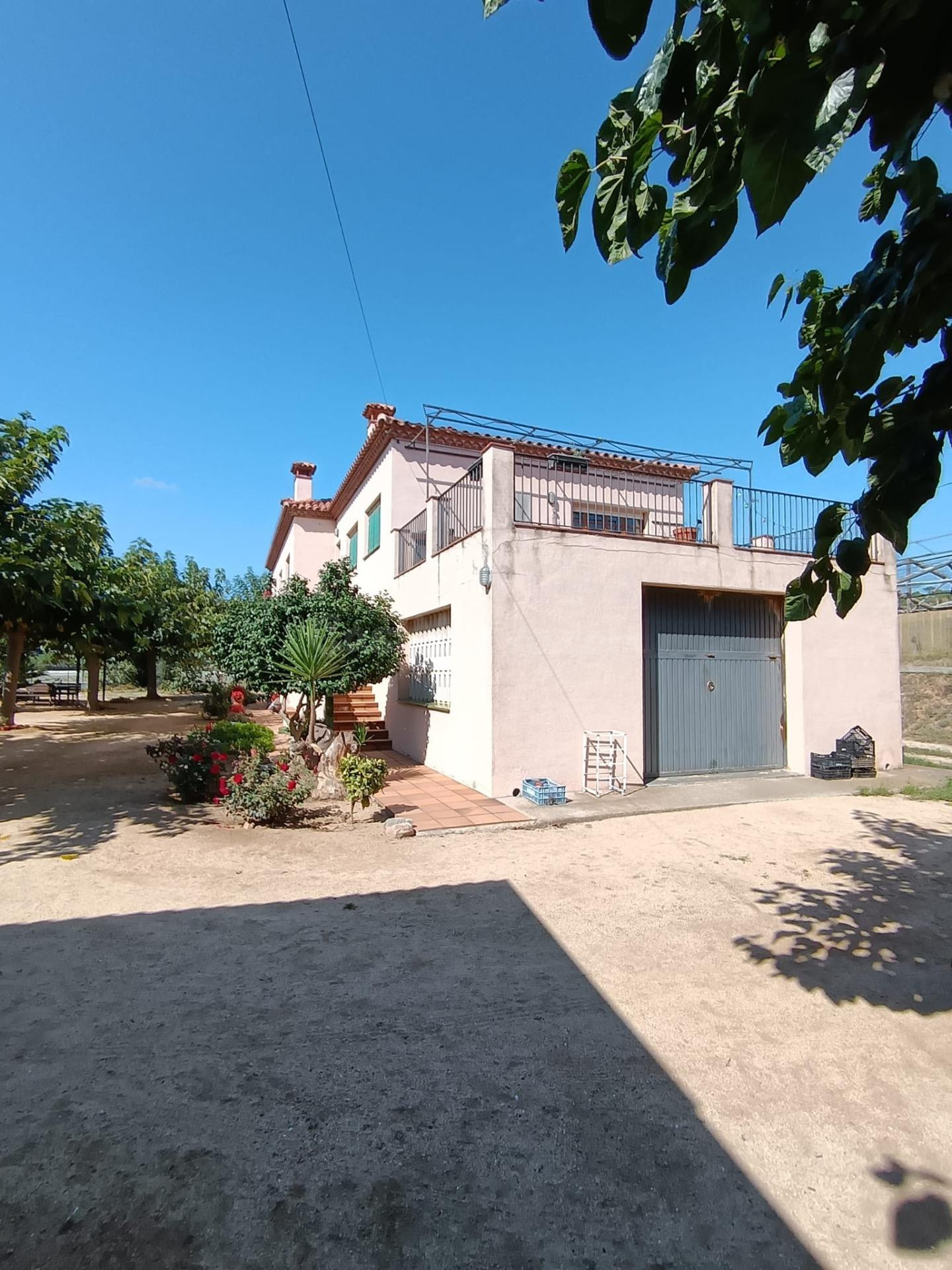 FINCA AGRARIA DE 23.000 M2 CON CASA DE 641M2 A LA VENTA EN A