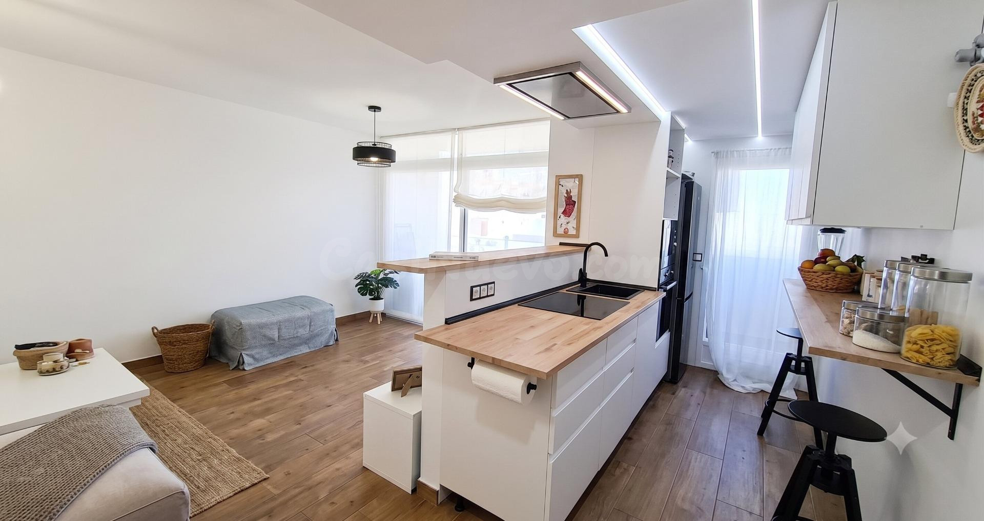 ¡Increíble apartamento de diseño con vistas espectaculares a - foto 3