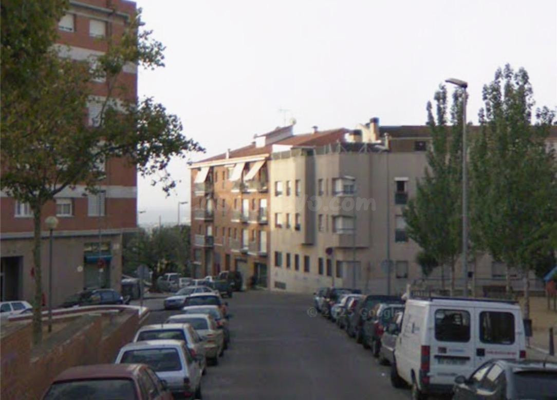 ATENCIÓN INVERSORES, PISO OCUPADO POR PERSONA SIN JUSTO TÍTU