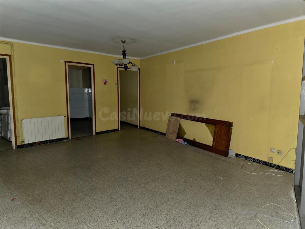 AMPLIO PISO PARA REFORMAR A LA VENTA EN CERDANYOLA, MATARÓ - foto 3