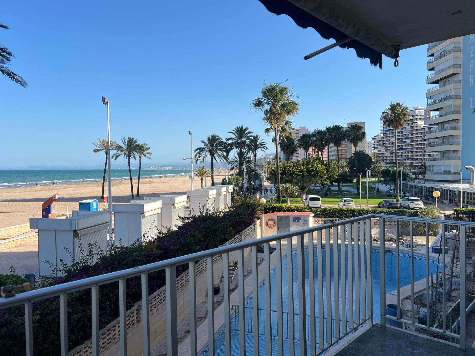Espectacular apartamento frontal al mar en la Playa del Racó - foto 4