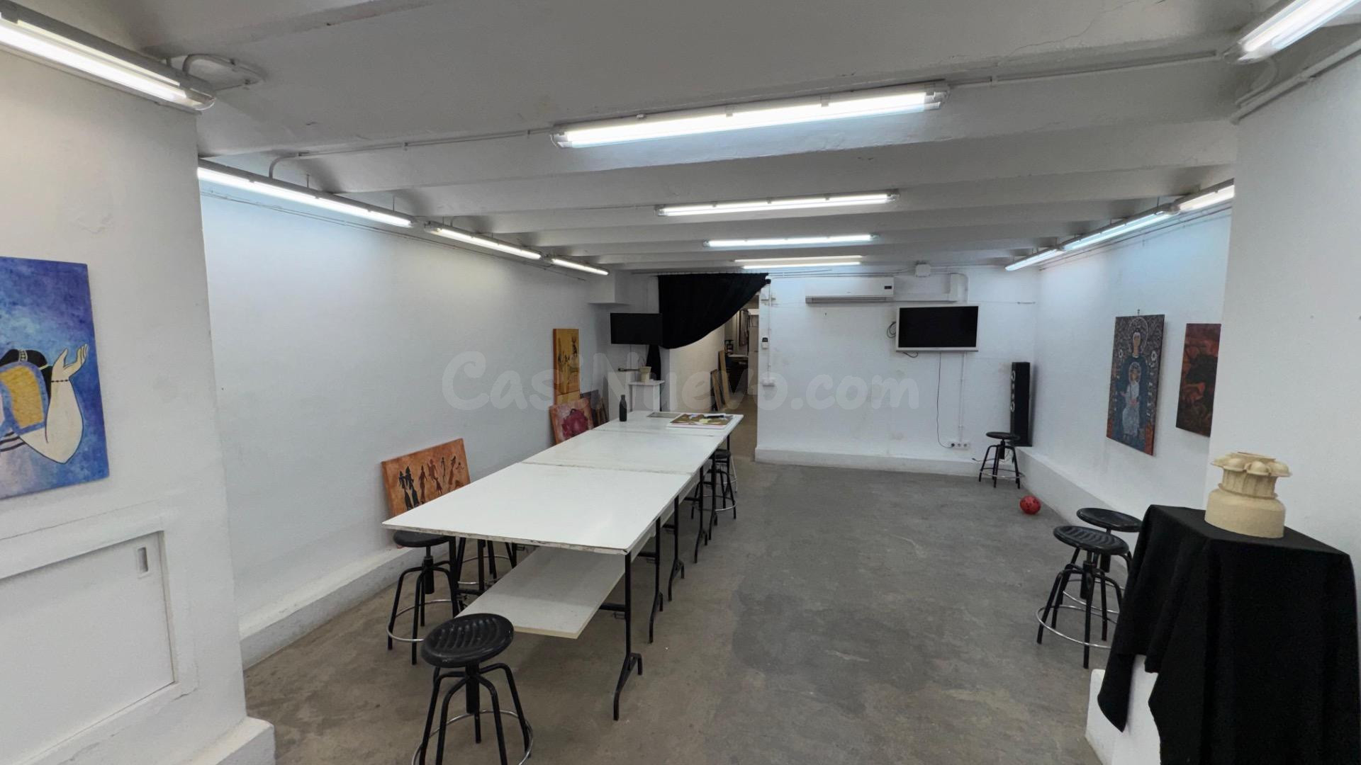GRAN OPORTUNIDAD, LOCAL COMERCIAL EN ALQUILER EN L’ESQUERRA  - foto 3
