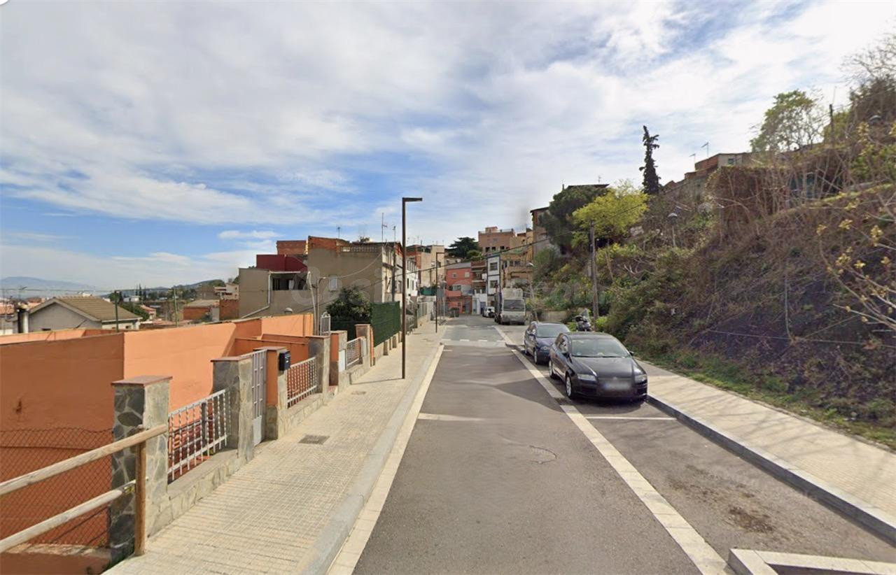 ATENCIÓN INVERSORES, PISO OCUPADO A LA VENTA EN MONTCADA I R