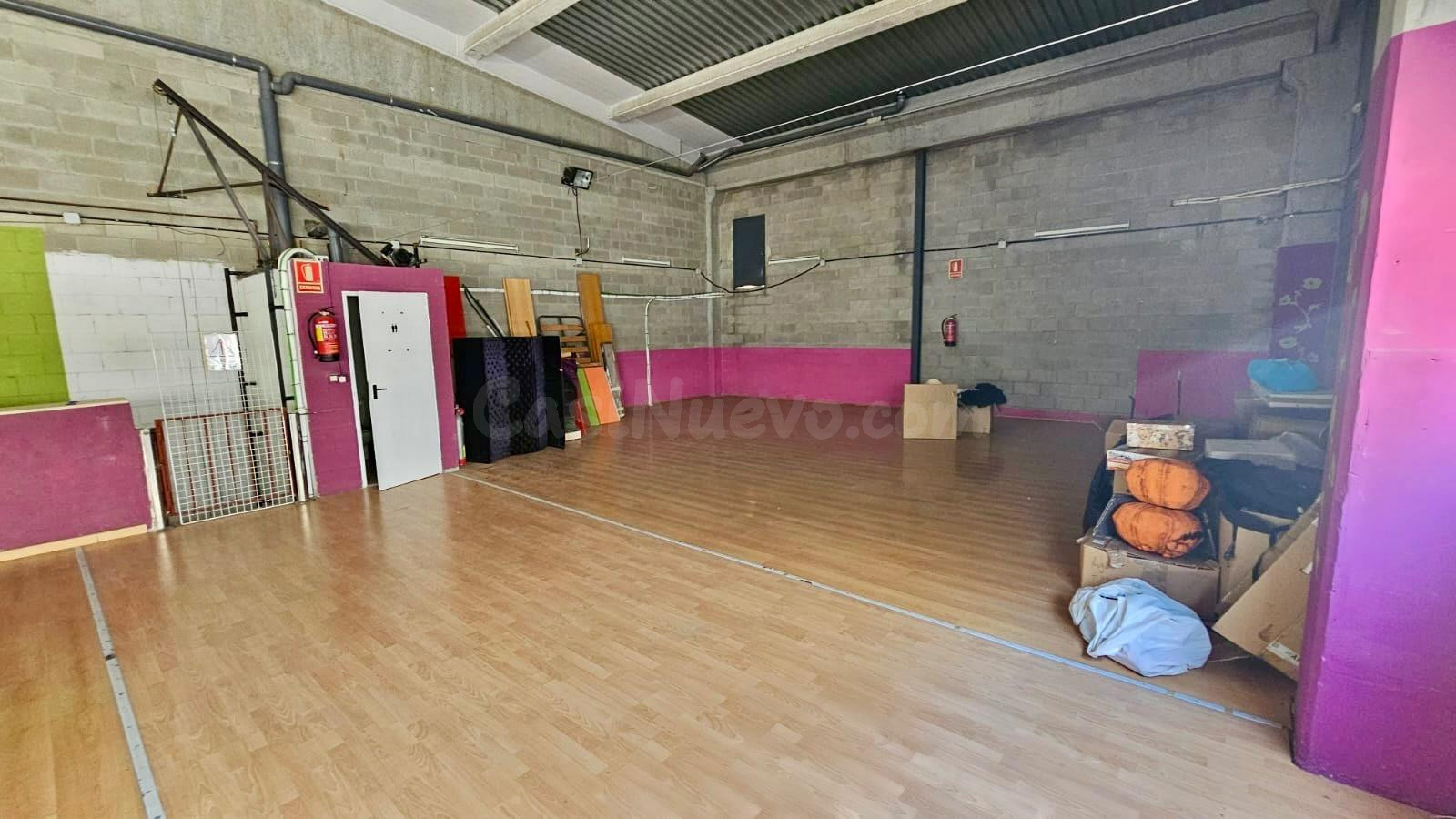 NUEVA NAVE INDUSTRIAL A LA VENTA EN BADALONA - foto 5