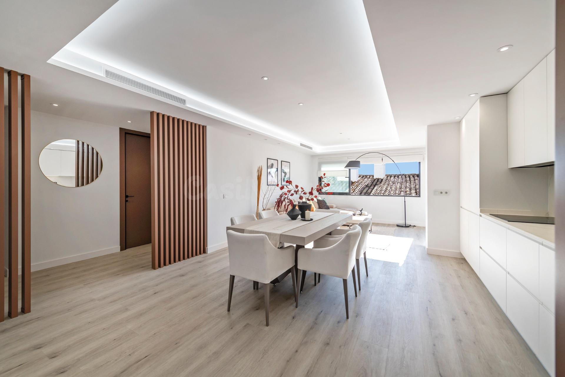 Exclusivo apartamento reformado en Puerto Banús