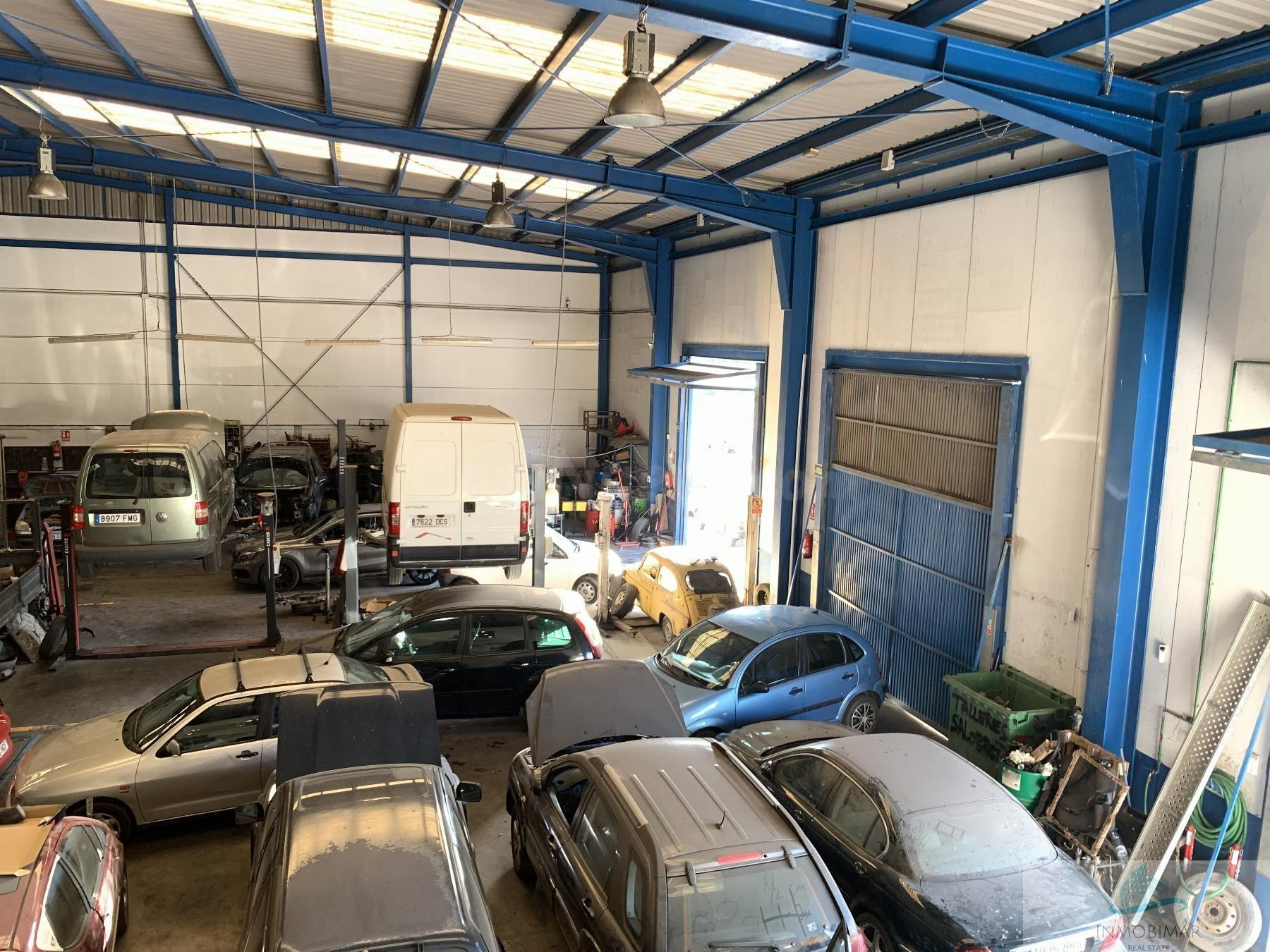 Oportunidad de Nave Industrial en Salobreña - foto 4