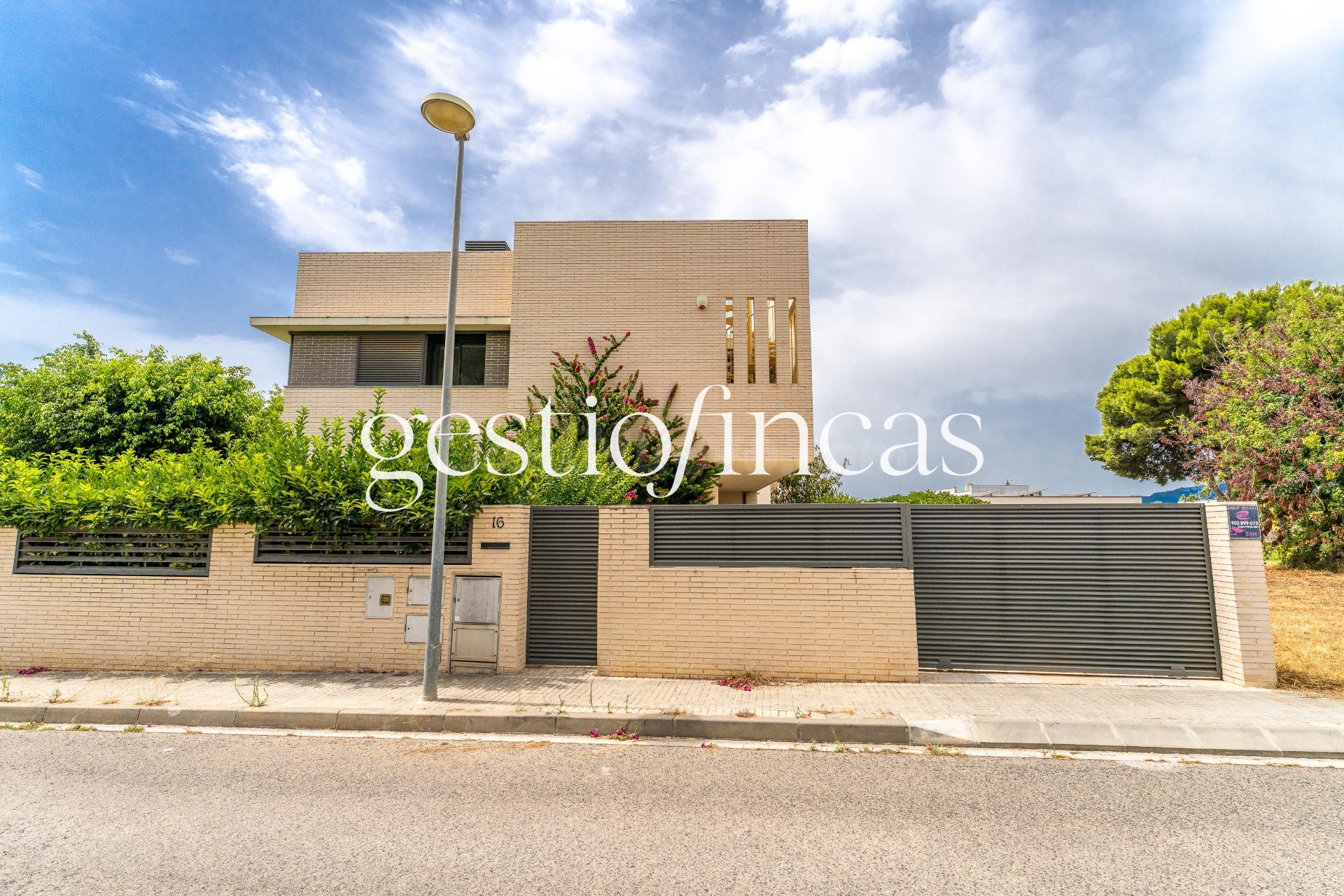 LUJO, ESPACIO Y MAR EN UNA DE LAS ZONAS MÁS EXCLUSIVAS DE CA - foto 2