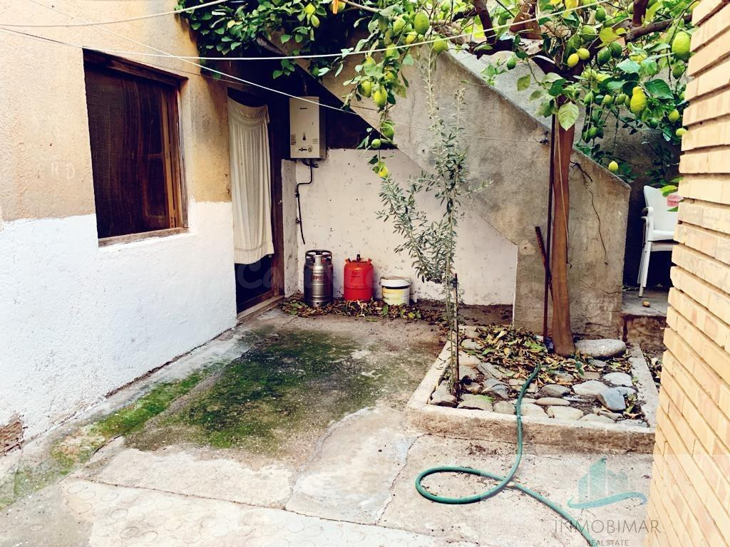 ¡Espectacular Casa en el Corazón de Vélez de Benaudalla! ✨