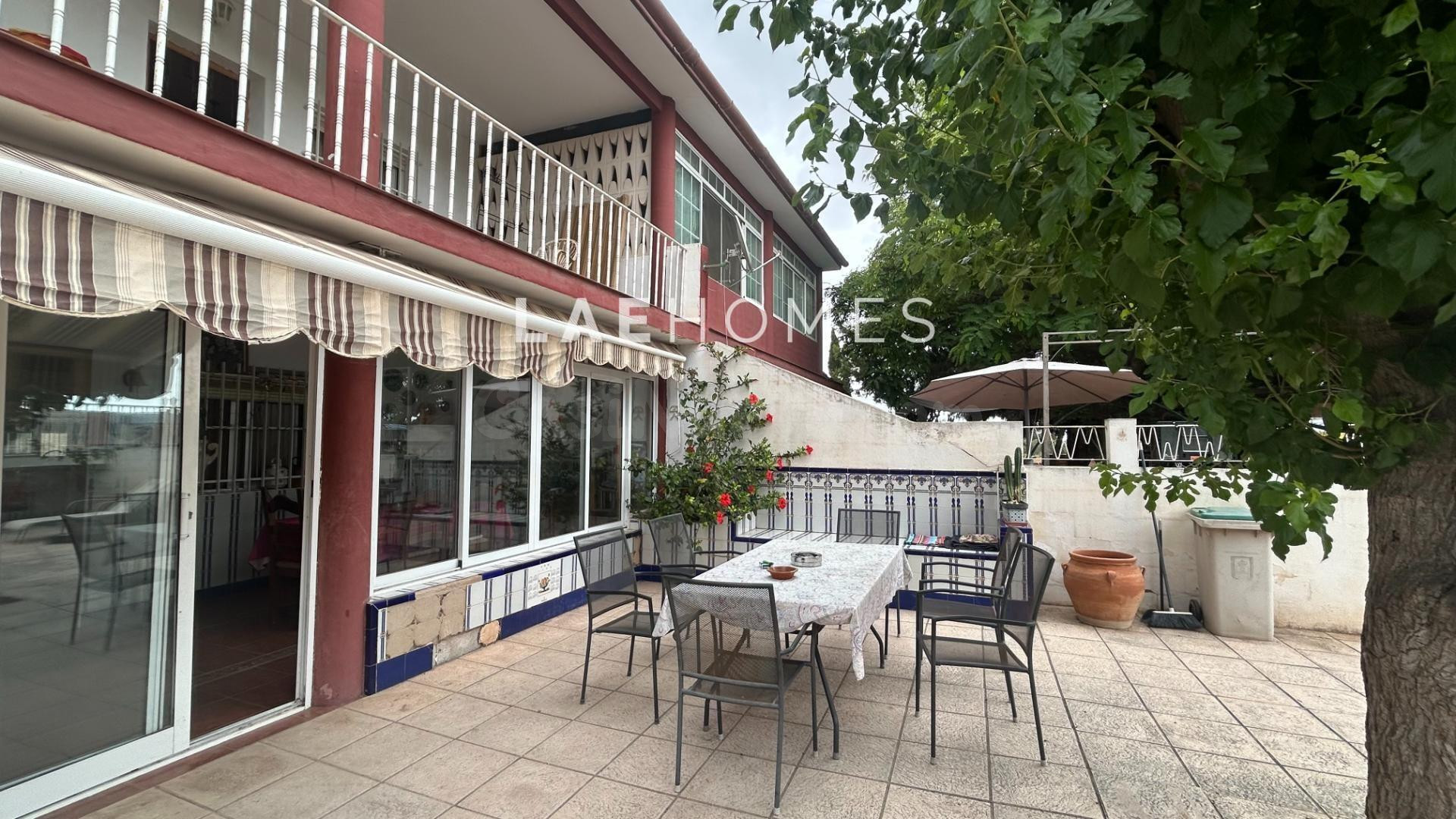 Casa en venta en Alicante junto a la Ermita de San Jaime - foto 2