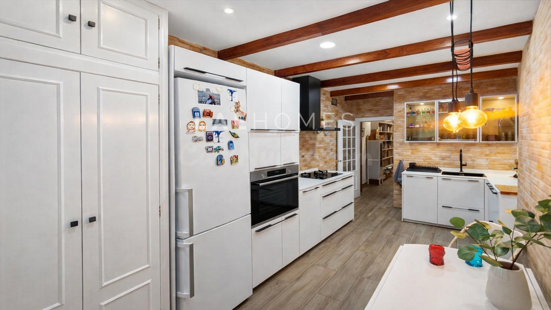 Casa independiente en Venta en Alicante - foto 2