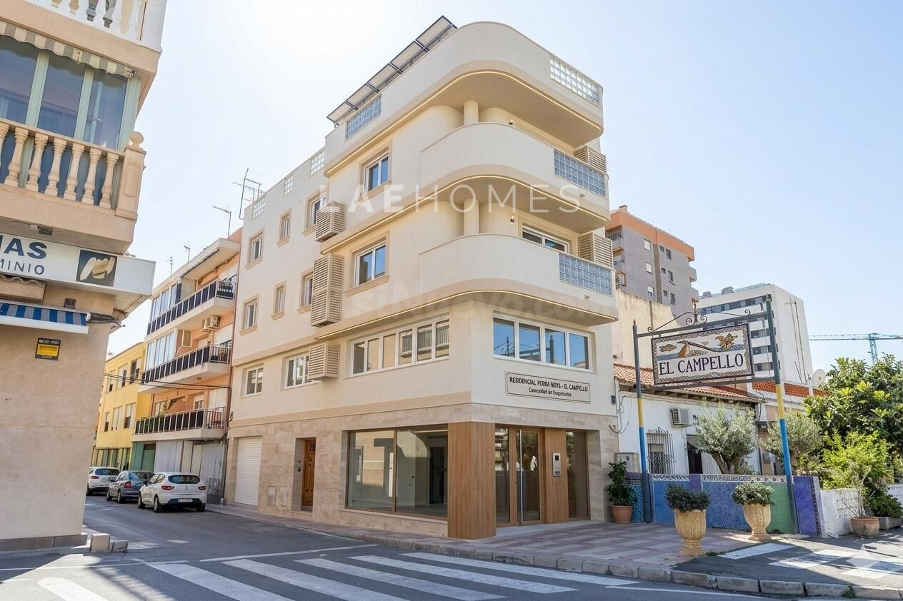 Edificio con local en venta en El Campello