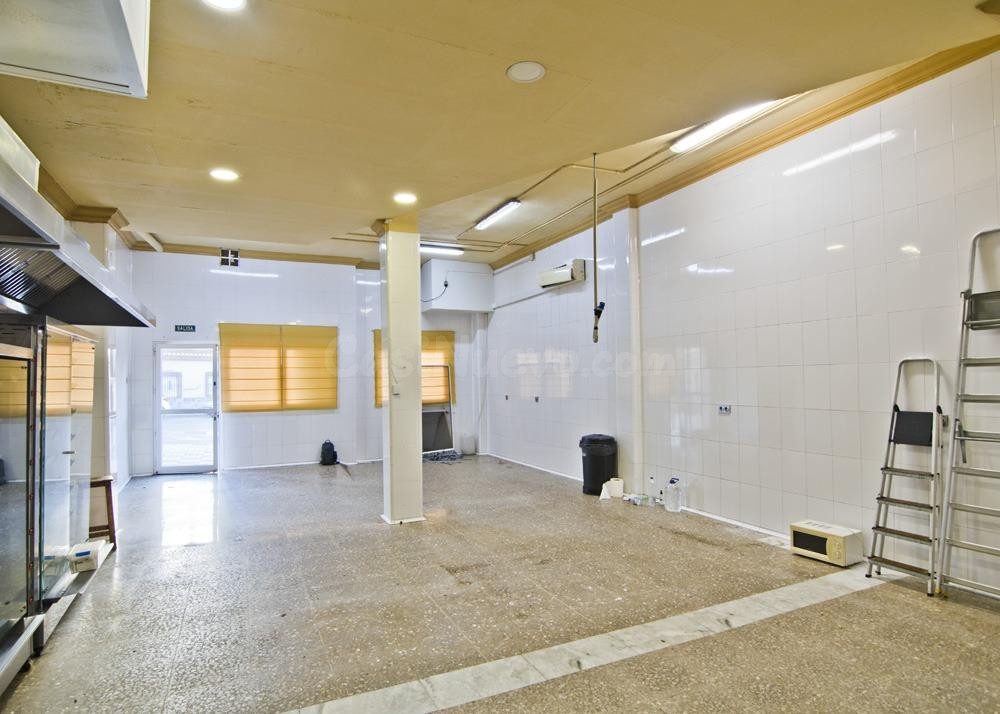 Local Comercial en Motril: Oportunidad Ideal para Tu Negocio