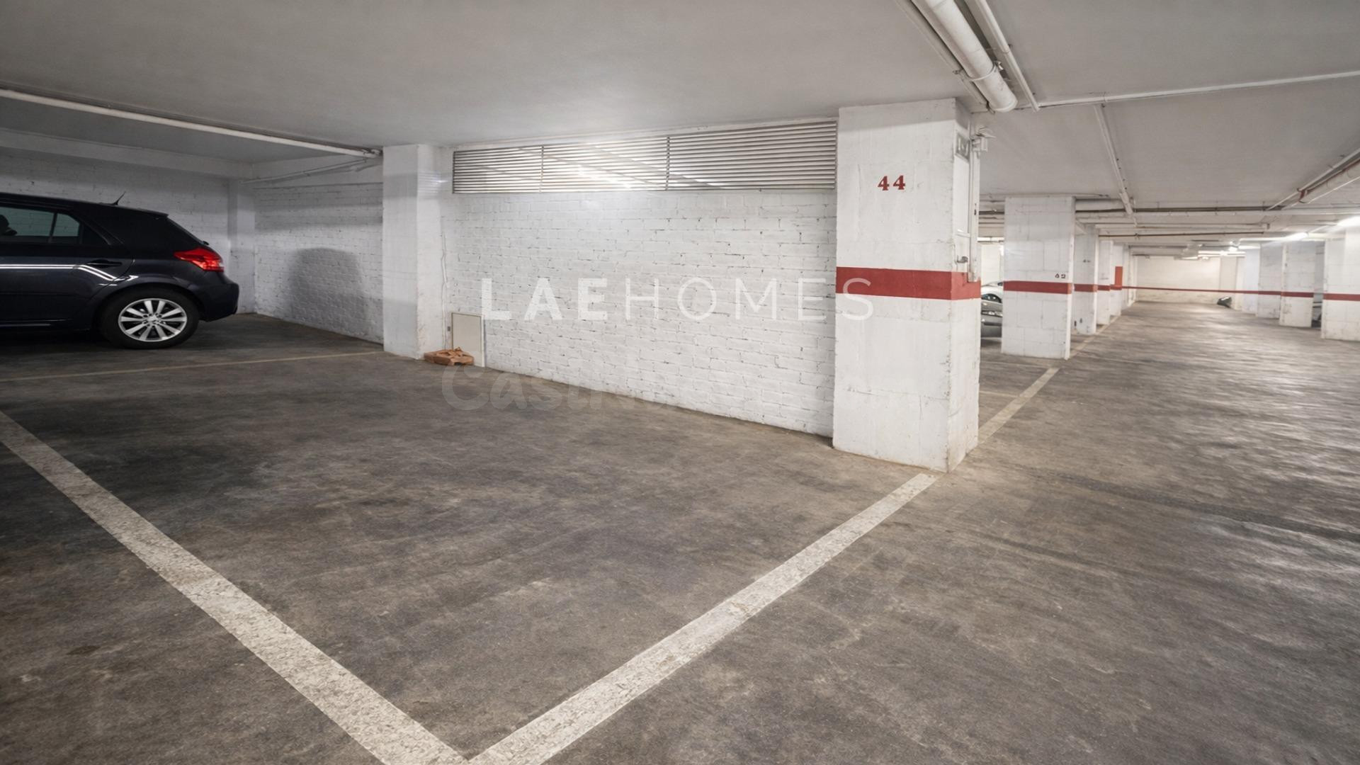 Plaza de garaje a la venta en El Campello - foto 2