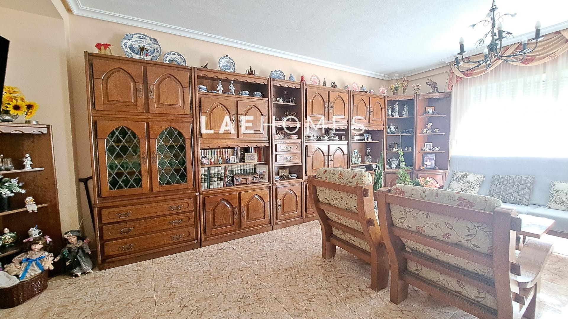 Casa en venta en Orihuela con vistas despejadas - foto 3