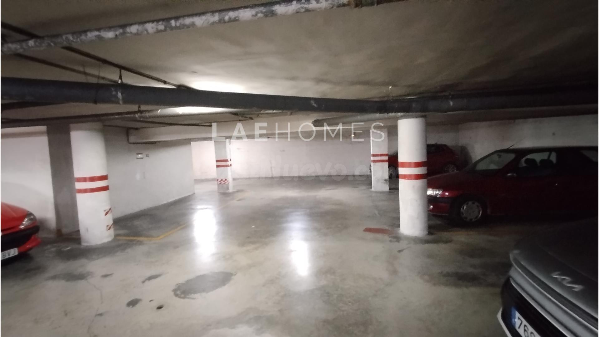 Plaza de garaje en venta en Alcoy - foto 3