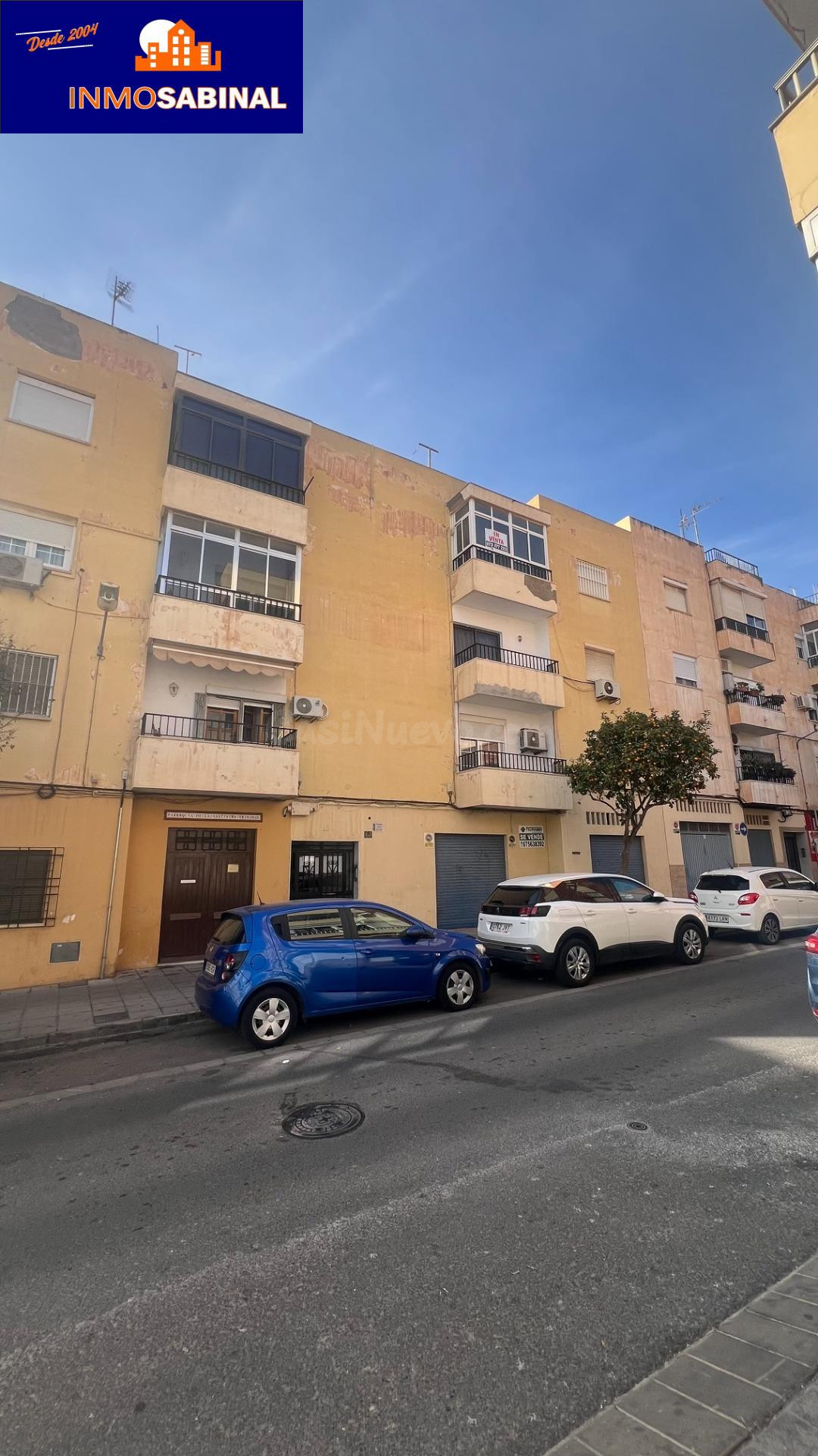 OPORTUNIDAD PISO EN BARRIO CONSOLIDADO DE ALMERIA 3 DORMITOR - foto 2