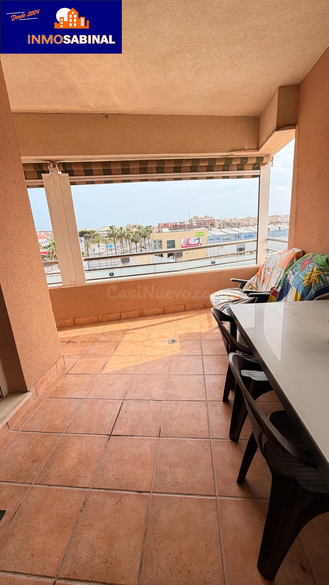 GRAN PISO DE 3 DORMITORIOS, ORIENTACION SUR, CON TERRAZA AMP - foto 2
