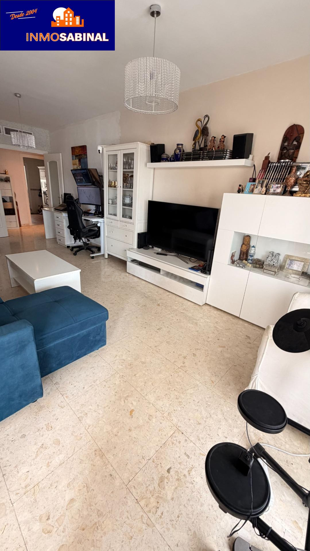 GRAN PISO DE 3 DORMITORIOS, ORIENTACION SUR, CON TERRAZA AMP - foto 4