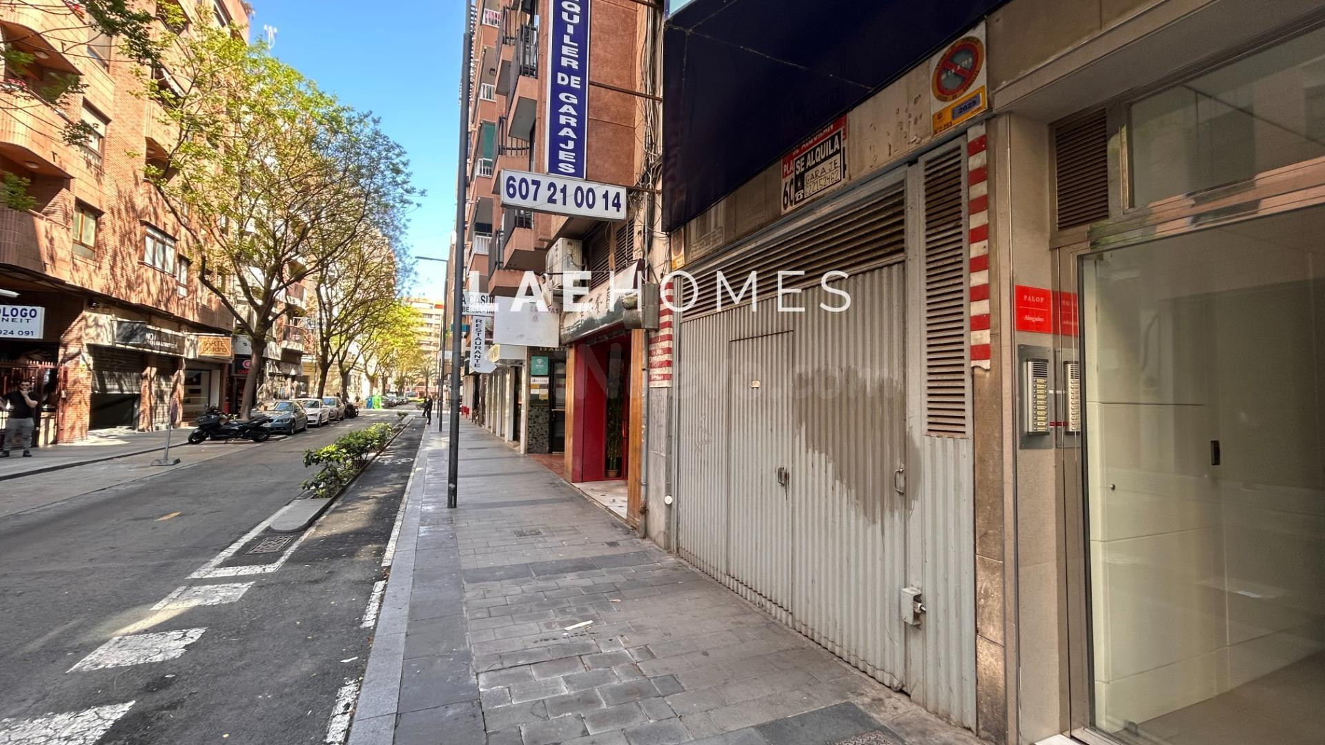 Plaza de garaje en venta en Alicante junto a Séneca Autobuse