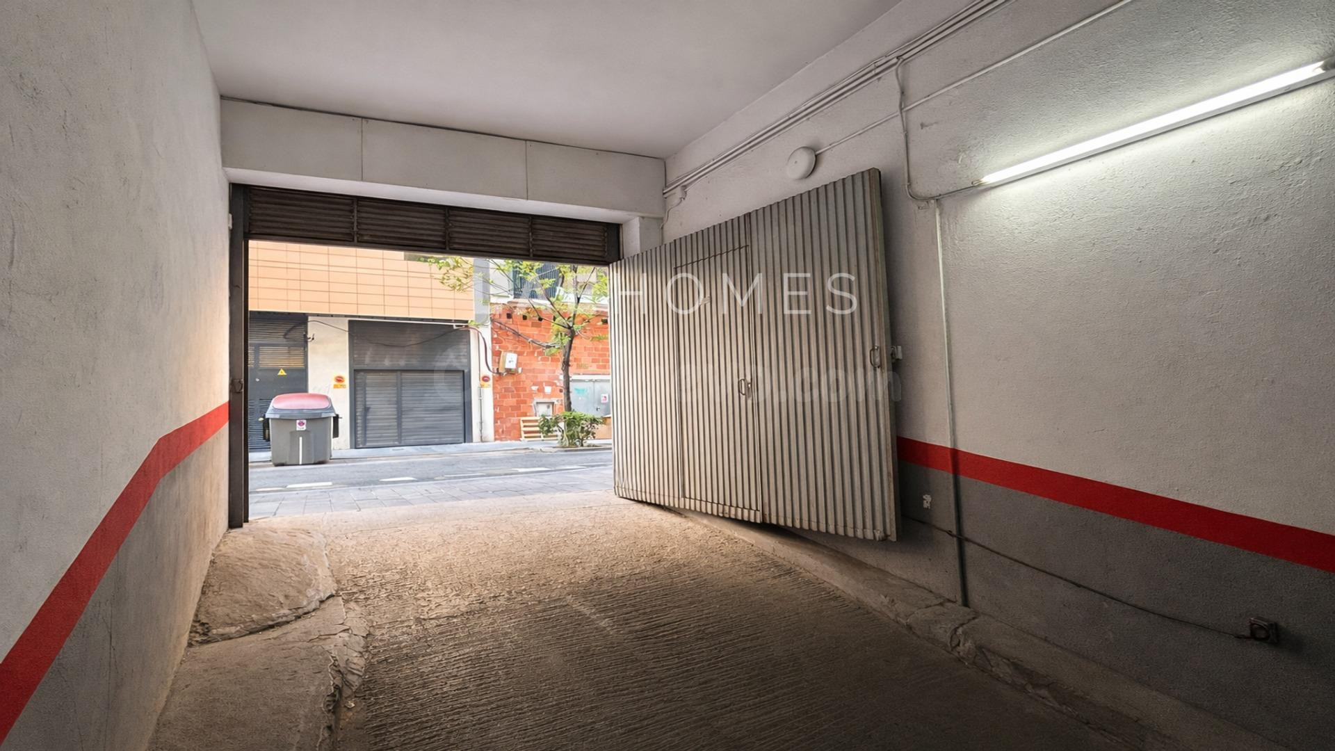 Plaza de garaje en venta en Alicante junto a Séneca Autobuse - foto 5
