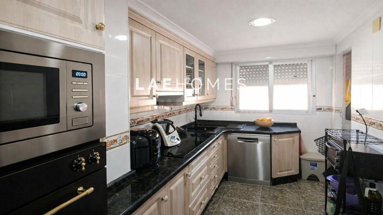 Amplia vivienda en venta en Alcoy con terraza