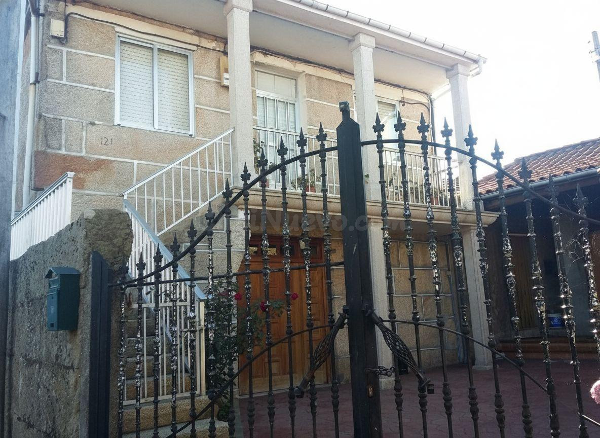 Amplia Casa con Terreno en Os Blancos, Couto - Oportunidad Ú - foto 4
