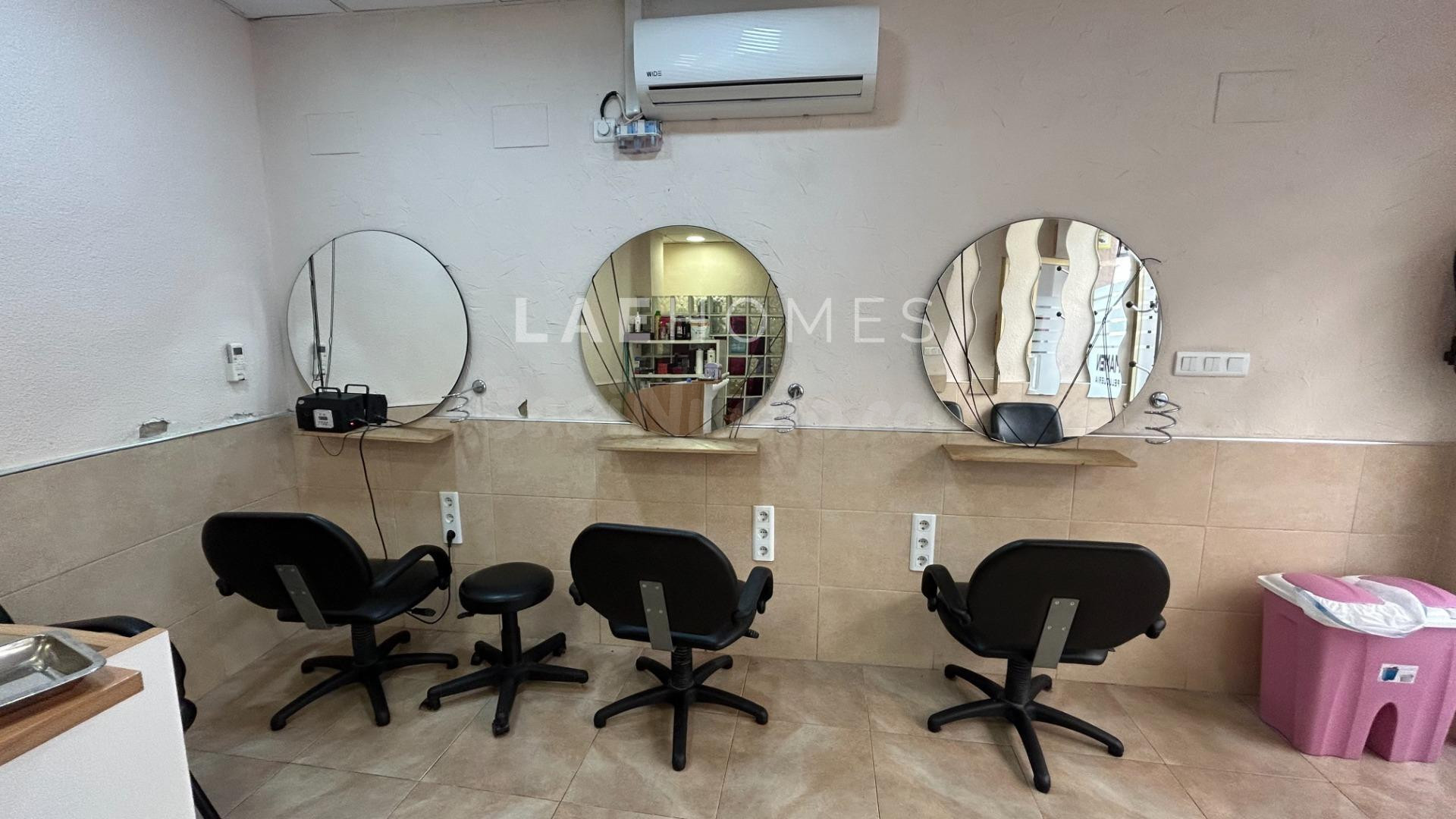 Local comercial en venta en Alicante - foto 5