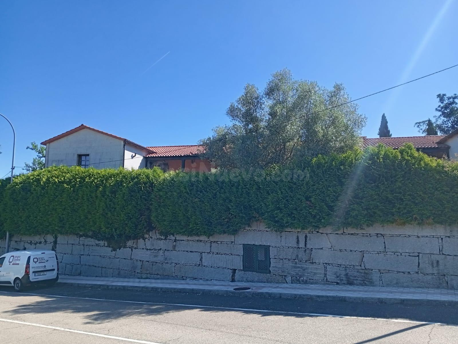 Venta de Pisos y apartamentos en Lobios (Ourense) - foto 2