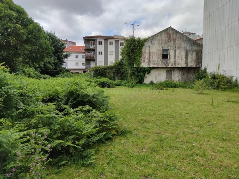SUELO URBANO en Pontevedra - foto 5
