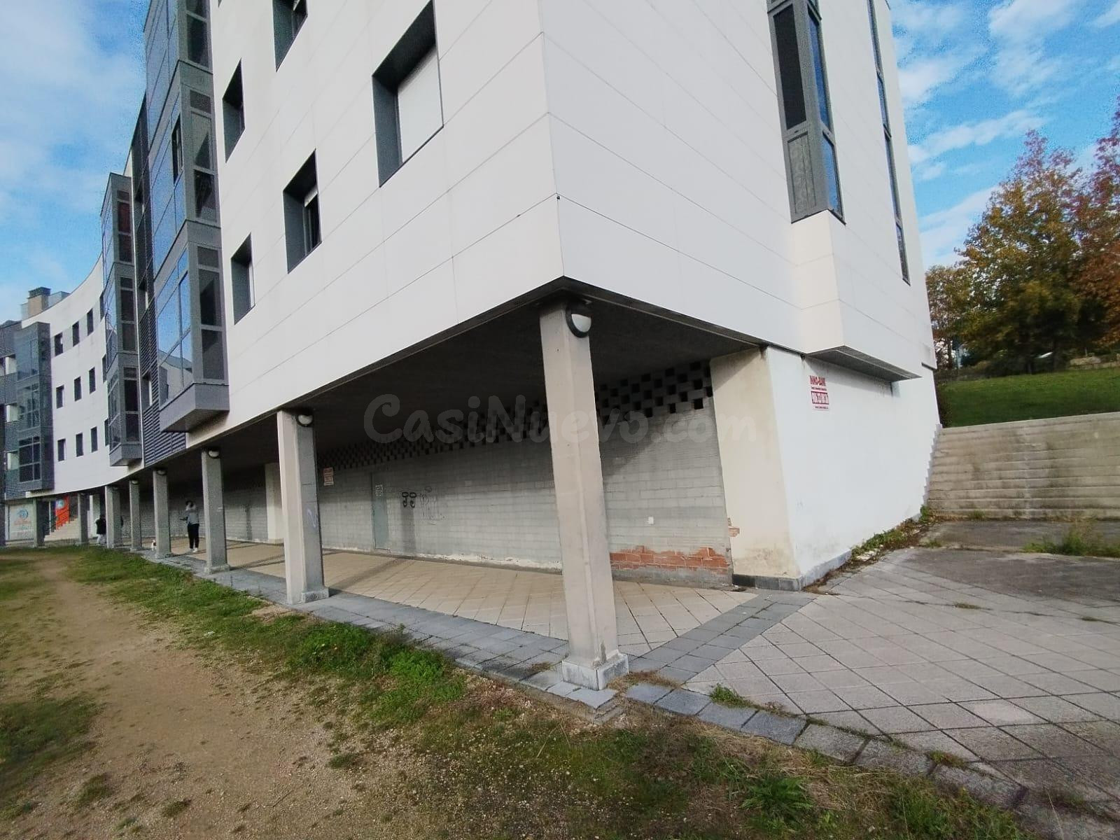 Venta de Local en Calle ANTONIO NIETO FIGUEROA - foto 2