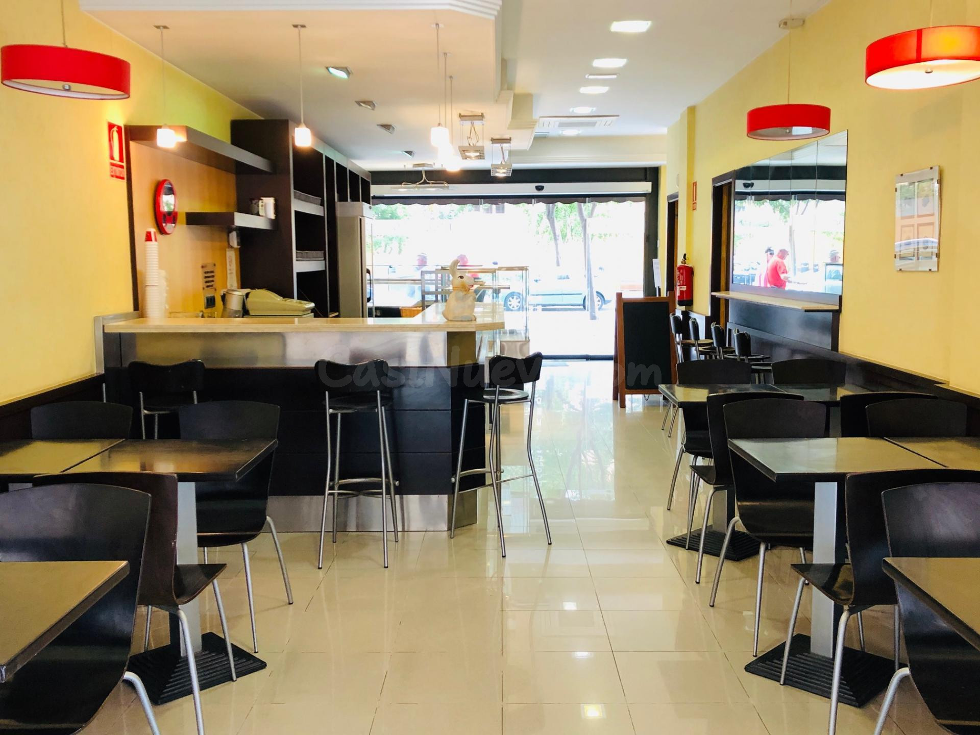 Negocio de Cafetería y Pastelería