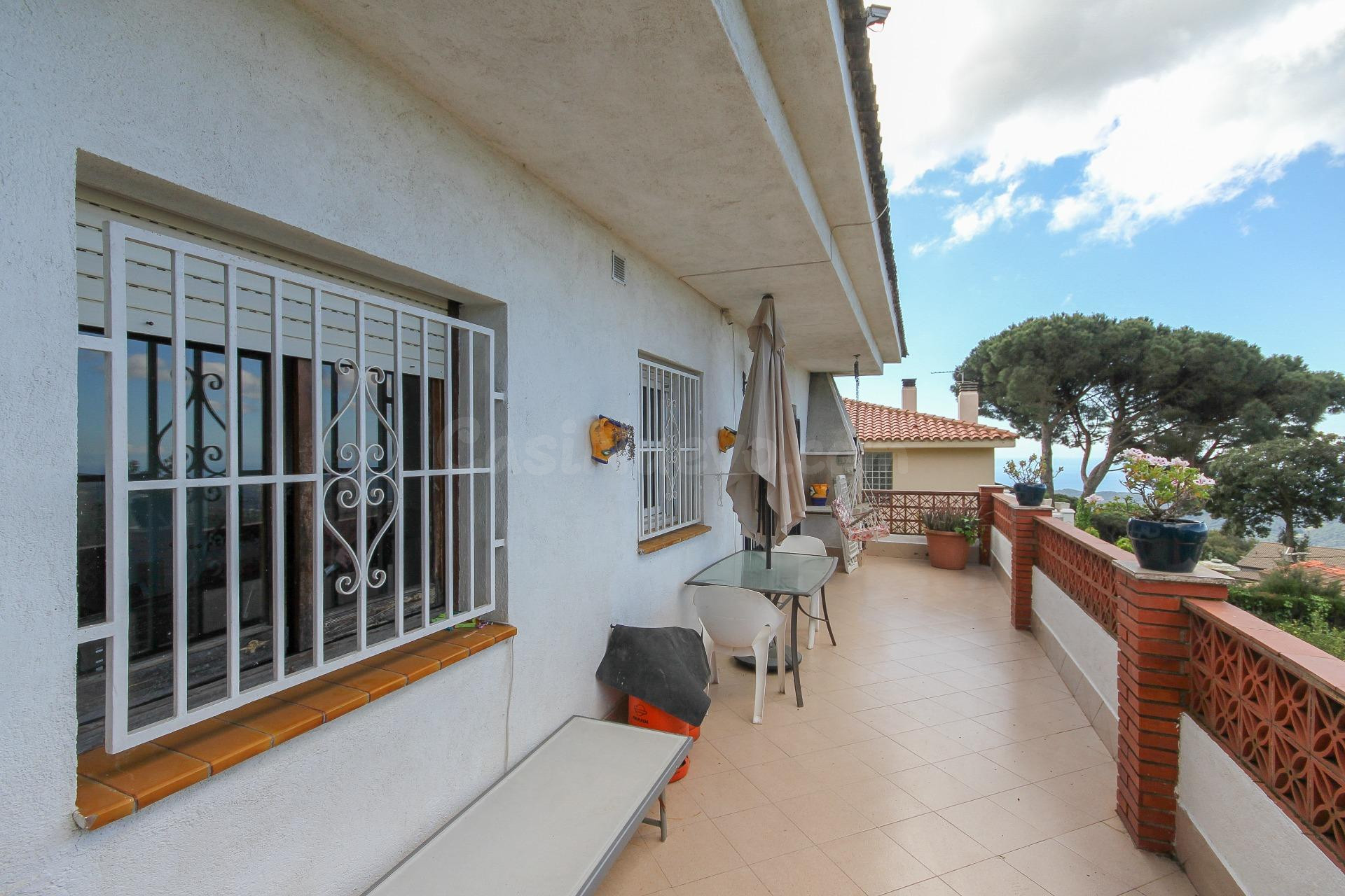 Casa con Vistas al Mar, Amplio Jardín con Frutales y Pozo Pr - foto 4