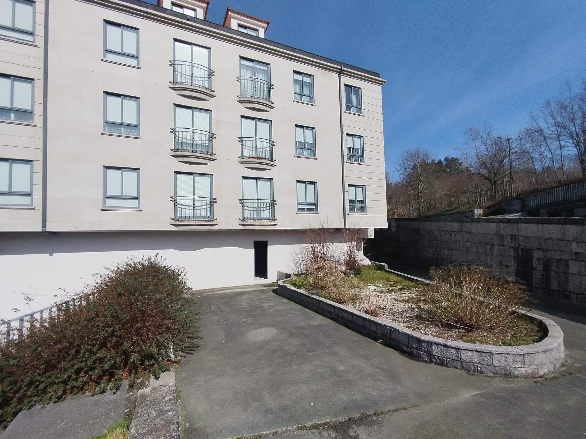 ENTREPLANTA EN VENTA DE 742 m2 EN LA CAÑIZA