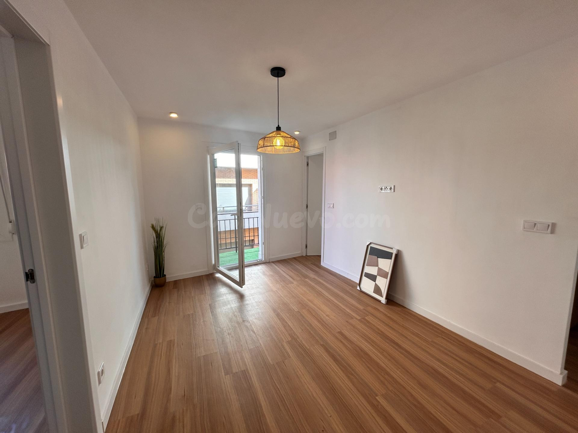 Piso Reformado con vistas al mar! - foto 4