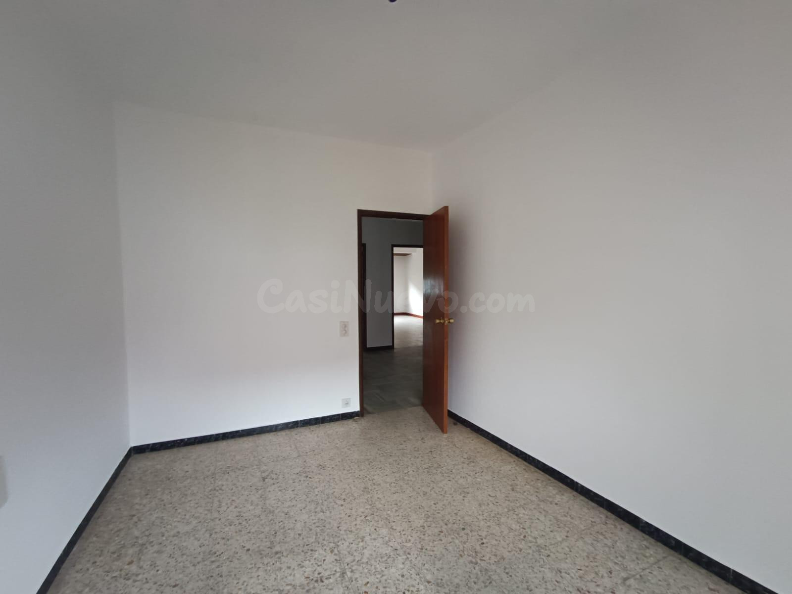 VENTA DE PISO EN CUNTIS - foto 5