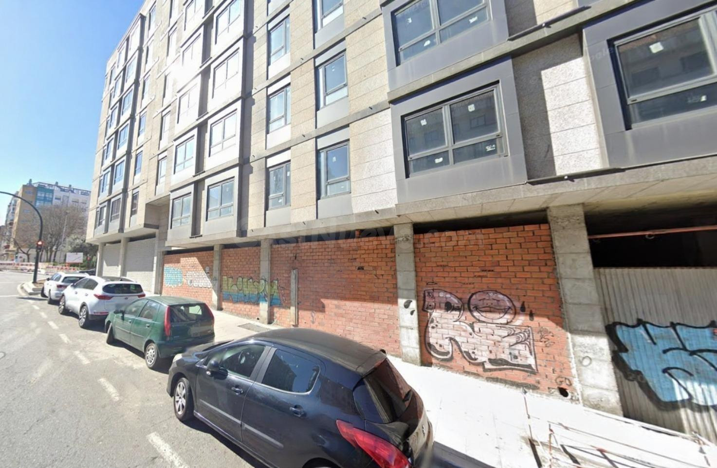 Amplio Local Comercial en Venta en Calle Aragón, Vigo - foto 4