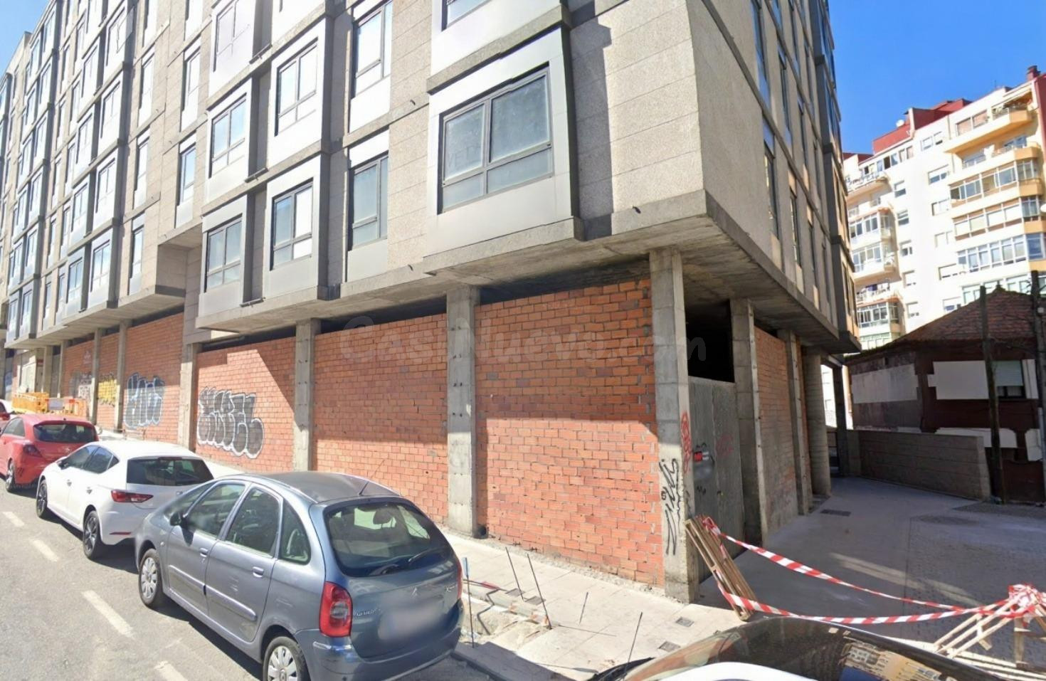 Amplio Local Comercial en Venta en Calle Aragón, Vigo - foto 5