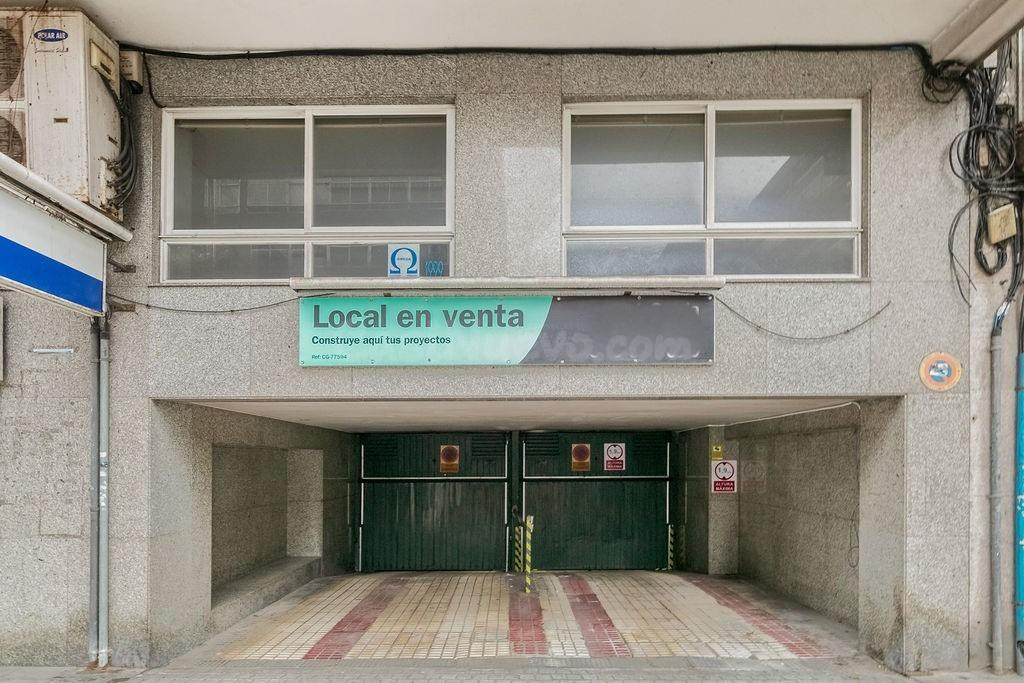 ¡Oportunidad única! Local comercial en venta en Vigo - foto 2